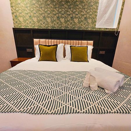 รียูเนียน คาร์นาร์วัน Hotel จอร์จทาวน์ ภายนอก รูปภาพ