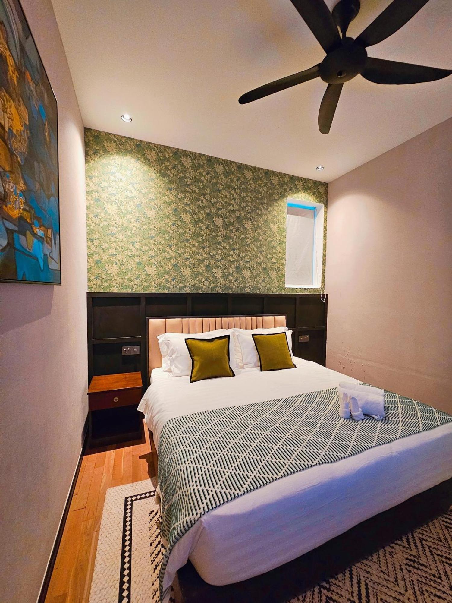 รียูเนียน คาร์นาร์วัน Hotel จอร์จทาวน์ ภายนอก รูปภาพ