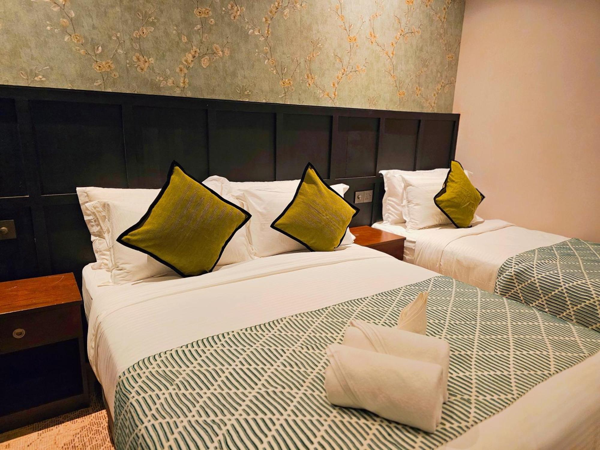 รียูเนียน คาร์นาร์วัน Hotel จอร์จทาวน์ ภายนอก รูปภาพ