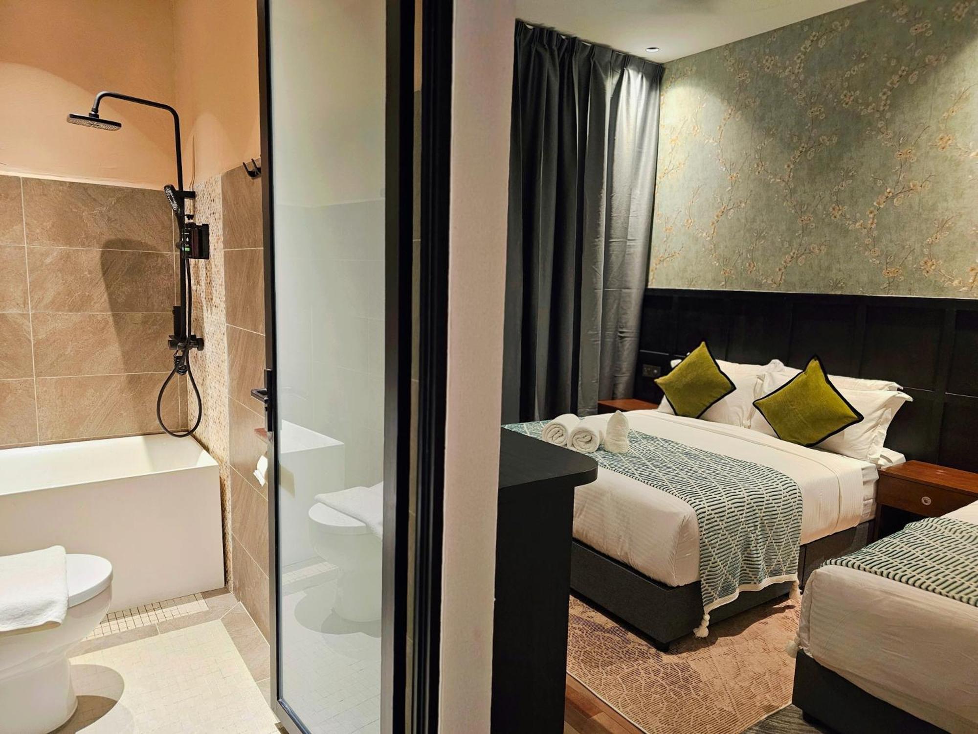 รียูเนียน คาร์นาร์วัน Hotel จอร์จทาวน์ ภายนอก รูปภาพ