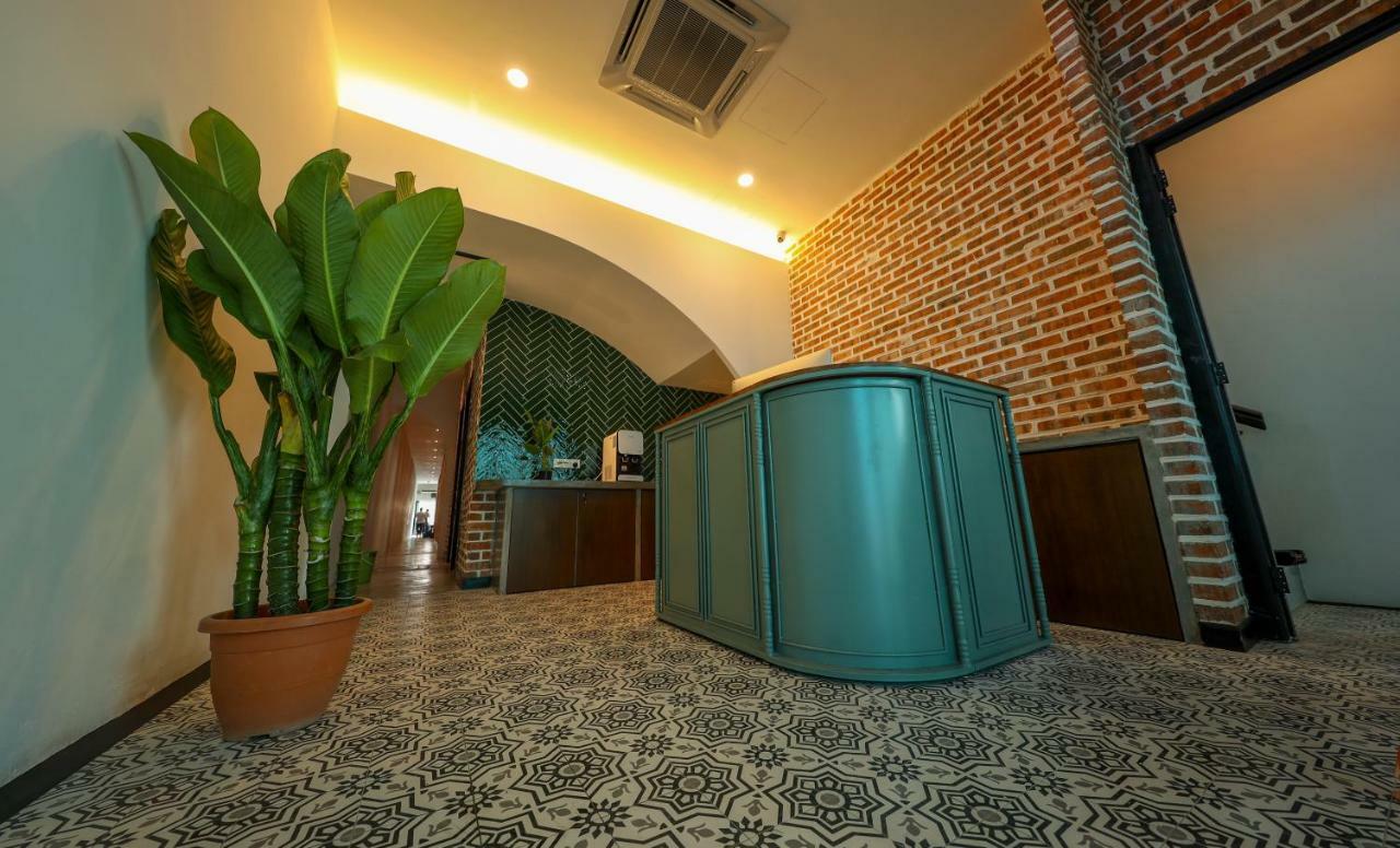 รียูเนียน คาร์นาร์วัน Hotel จอร์จทาวน์ ภายนอก รูปภาพ